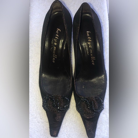 bettye muller Shoes - Bettye Muller Metallic Brown SZ. 6.5 Made In ITALY  Elegance Kitten Heels Beaded